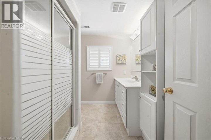 Photo 28 at 38 Olivetree Road, Mayfair, Brantford