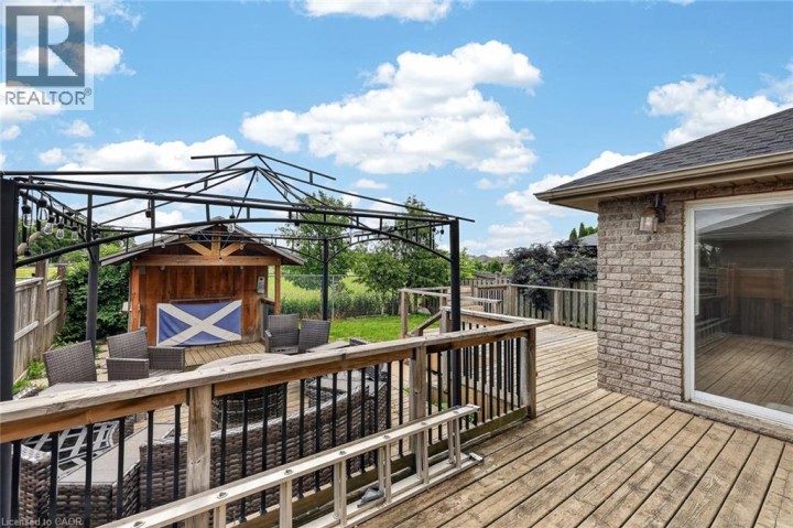 Photo 38 at 644 Hummingbird Crescent, Woodstock - North, Woodstock