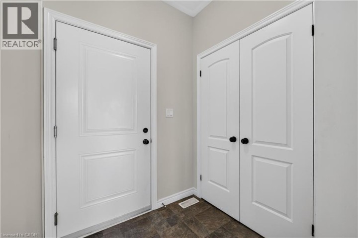 Photo 17 at 21 Morning Glory Drive, Tillsonburg