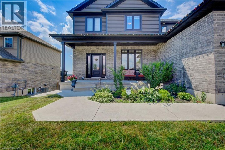 Photo 4 at 21 Morning Glory Drive, Tillsonburg