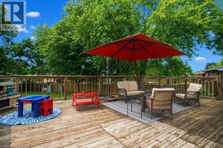 Photo 26 at 41 Pinehill Drive, Oakhill Dr, Brantford