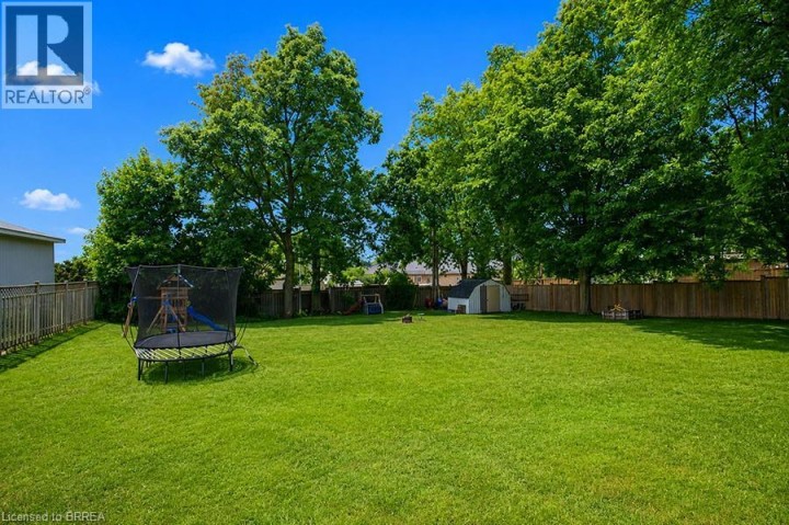 Photo 28 at 41 Pinehill Drive, Oakhill Dr, Brantford