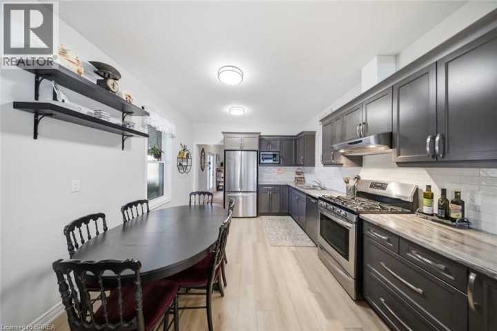 Photo 13 at 116 Eagle Avenue, Eagle Place West, Brantford