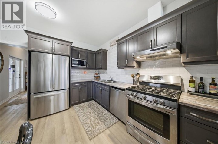 Photo 14 at 116 Eagle Avenue, Eagle Place West, Brantford