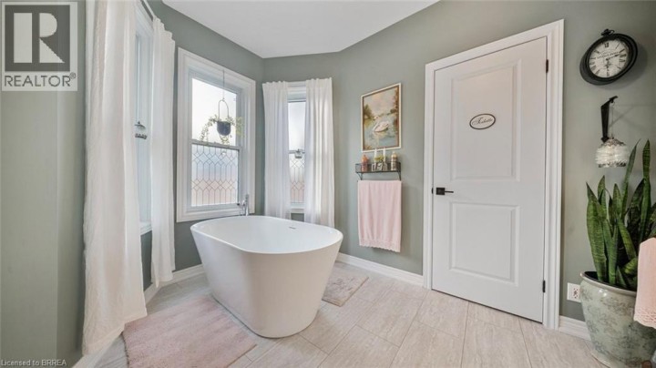 Photo 21 at 116 Eagle Avenue, Eagle Place West, Brantford