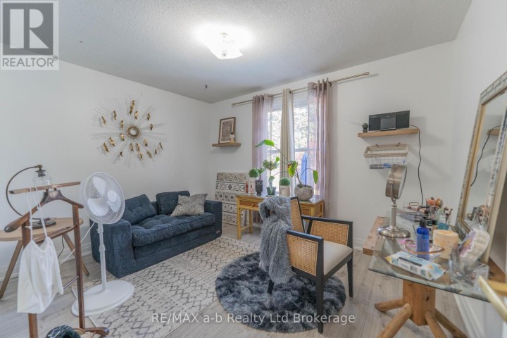 Photo 16 at 6 Camdon Court, Tillsonburg