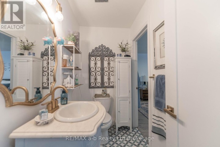 Photo 22 at 6 Camdon Court, Tillsonburg
