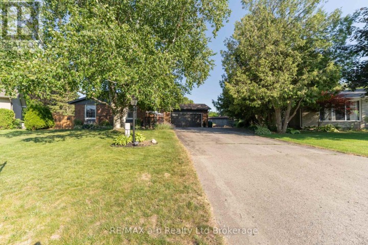 Photo 42 at 6 Camdon Court, Tillsonburg
