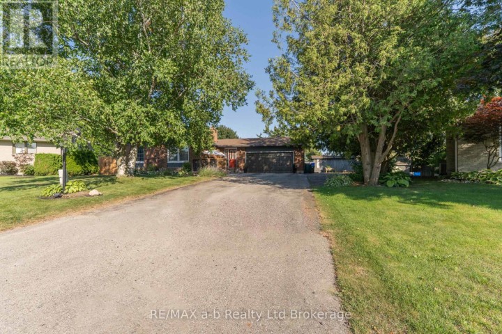 Photo 43 at 6 Camdon Court, Tillsonburg