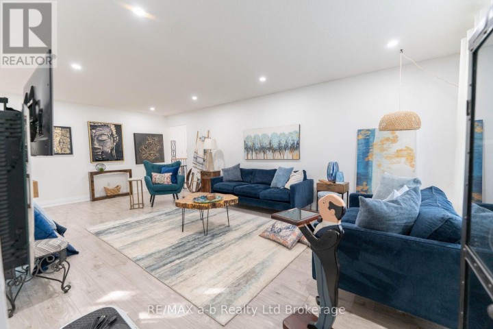 Photo 8 at 6 Camdon Court, Tillsonburg