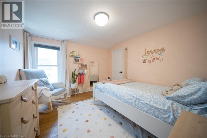 Photo 14 at 22 Burwell Street, Holmedale, Brantford