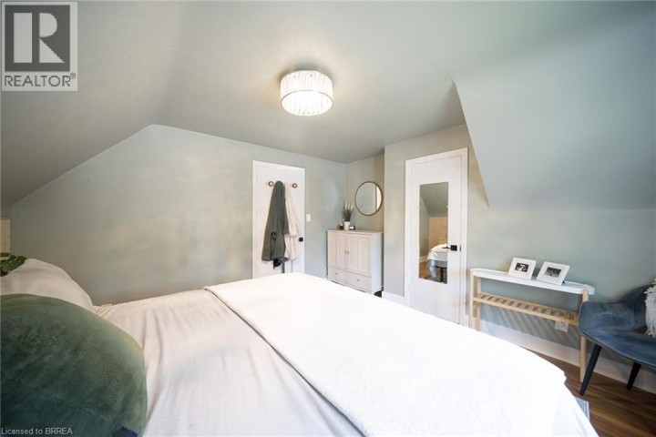Photo 21 at 22 Burwell Street, Holmedale, Brantford