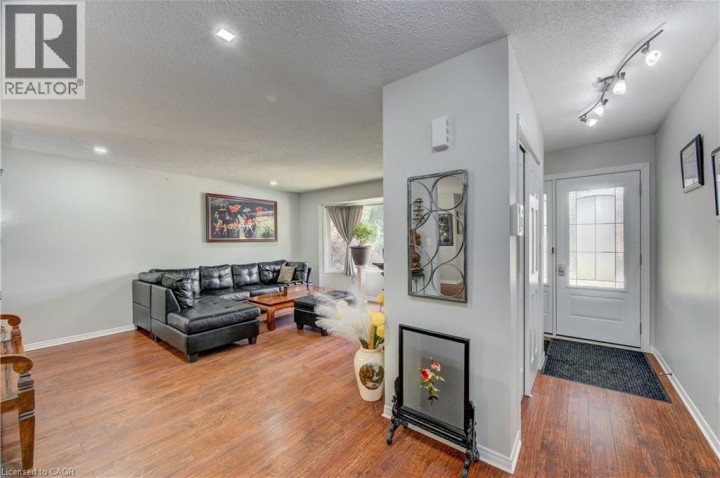 Photo 5 at 95 Allen Street, Tillsonburg