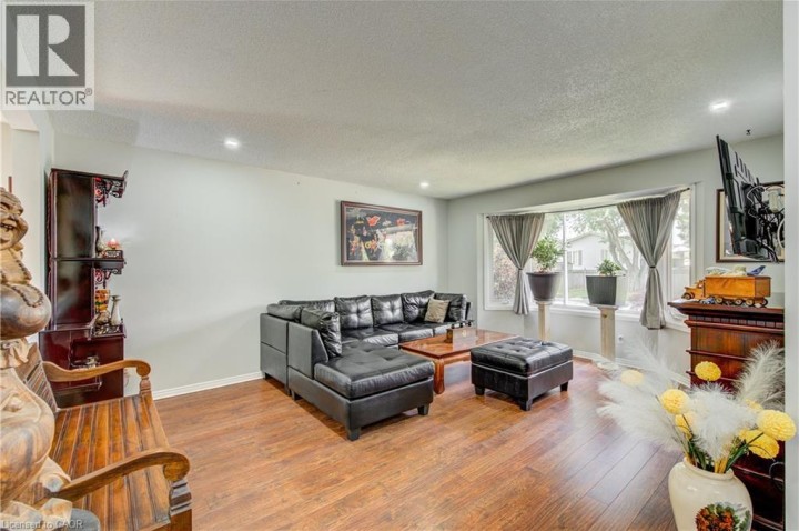 Photo 7 at 95 Allen Street, Tillsonburg