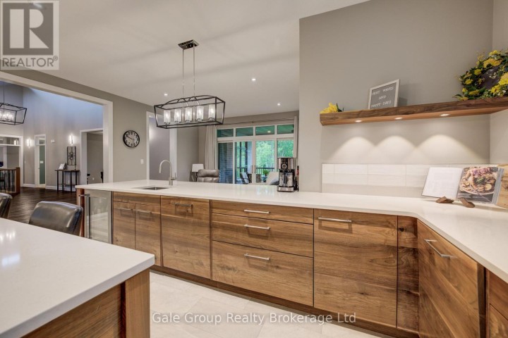 Photo 10 at 8 Pittock Park Road, Woodstock - North, Woodstock