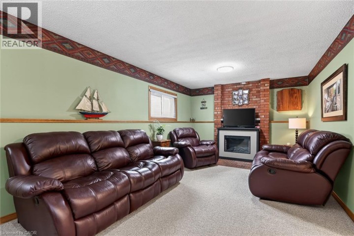 Photo 4 at 481 Ojibway Street, Woodstock - North, Woodstock