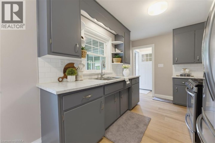 Photo 10 at 84 W Dundas Street, Innerkip (Victoria Park), Woodstock