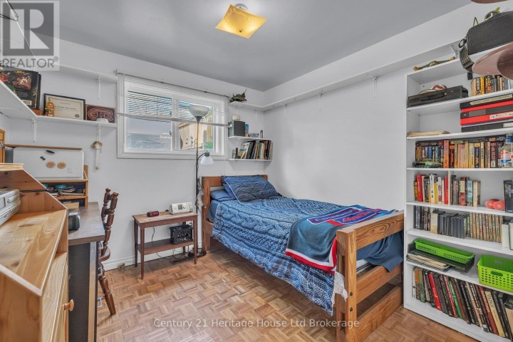 Photo 16 at 33 Inverness Street, Brantford