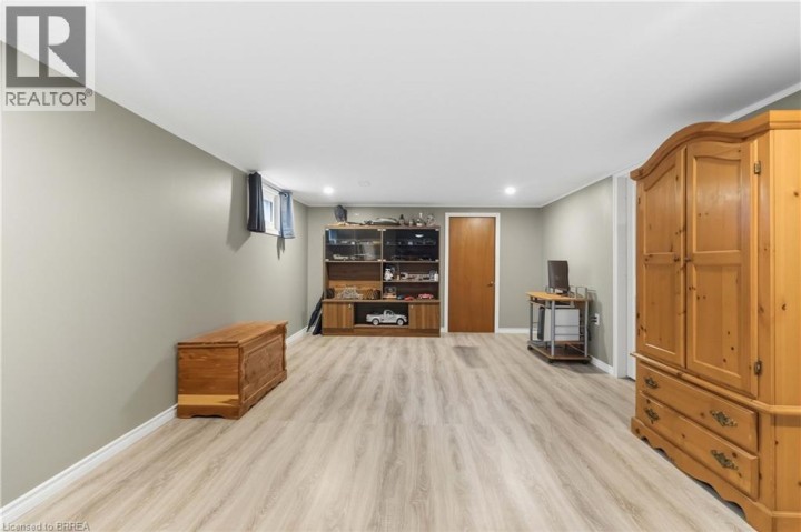 Photo 20 at 398 Sheridan Street, Echo Place, Brantford