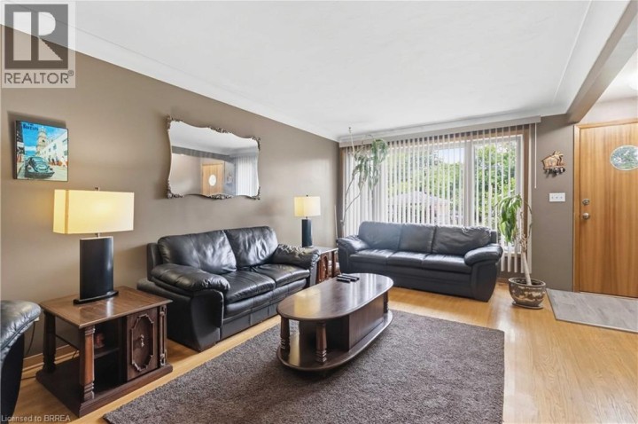 Photo 6 at 398 Sheridan Street, Echo Place, Brantford