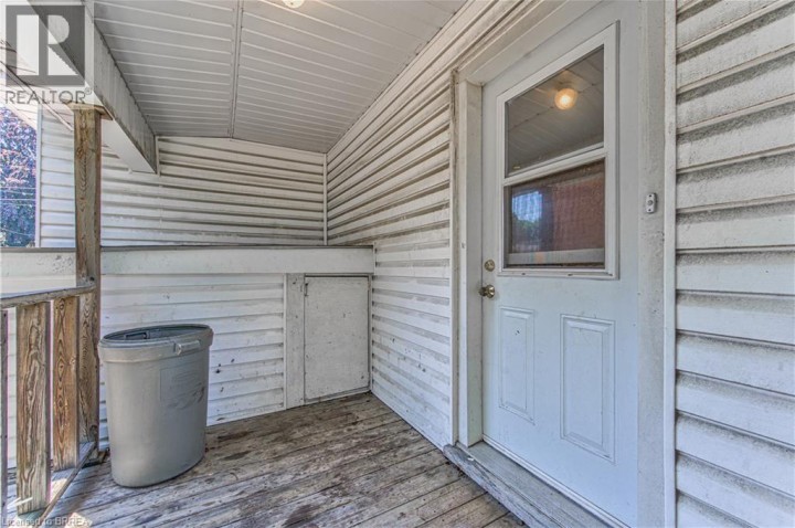 Photo 31 at 11 Hamilton Avenue, Echo Place, Brantford