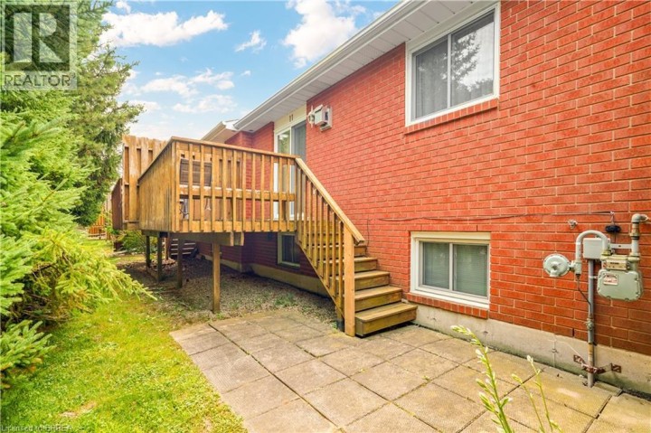 Photo 36 at 11 - 1 Buchanan Crescent, Lynden Hills, Brantford