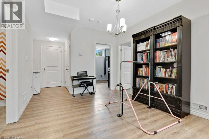 Photo 16 at 16 Brookfield Court, Ingersoll - South, Ingersoll