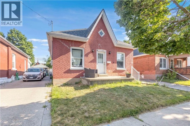Photo 1 at 55 Aberdeen Avenue, Eagle Place West, Brantford