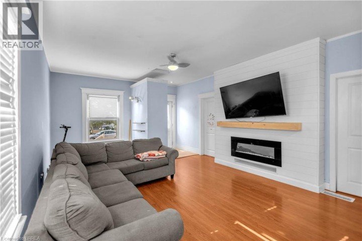 Photo 5 at 55 Aberdeen Avenue, Eagle Place West, Brantford