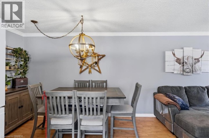 Photo 15 at 16 Palomino Drive, Lynden Hills, Brantford