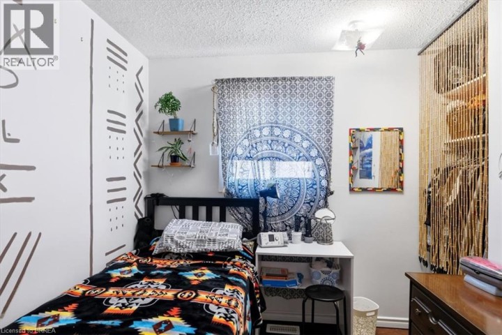Photo 27 at 16 Palomino Drive, Lynden Hills, Brantford