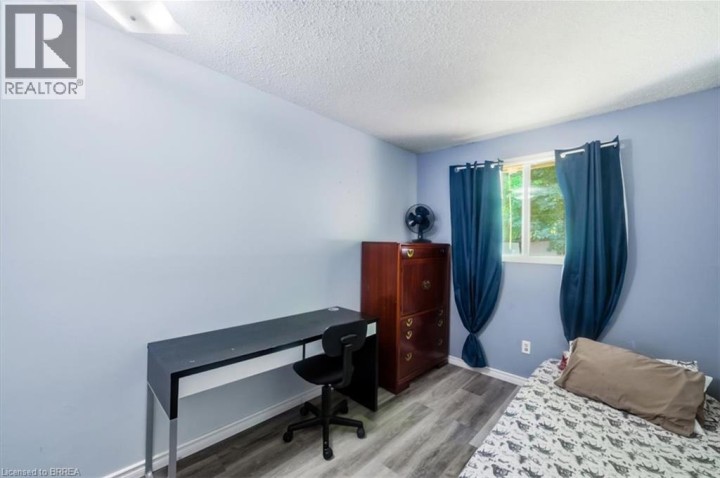 Photo 30 at 16 Palomino Drive, Lynden Hills, Brantford