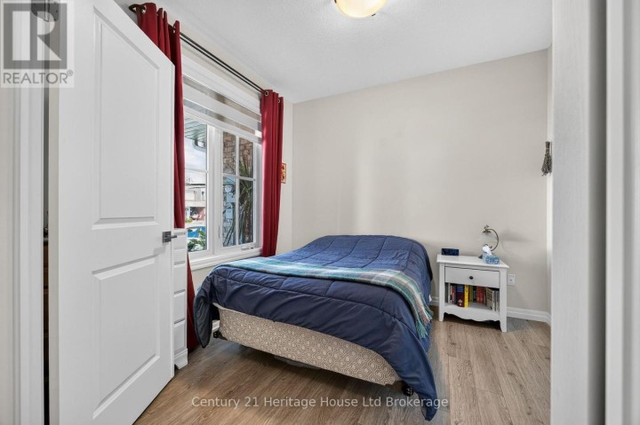 Photo 16 at 16 Huntley Avenue, Tillsonburg