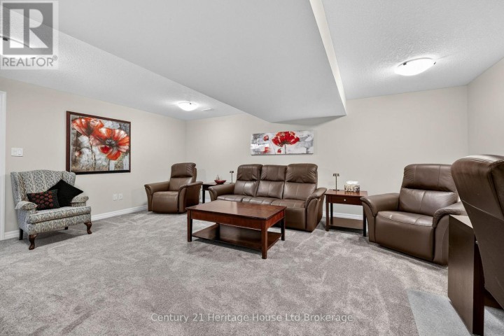 Photo 18 at 16 Huntley Avenue, Tillsonburg