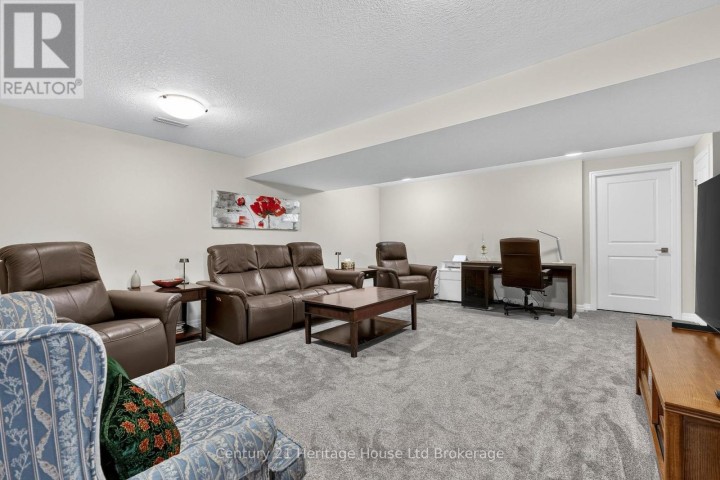 Photo 19 at 16 Huntley Avenue, Tillsonburg