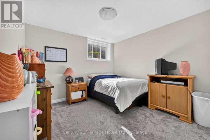 Photo 20 at 16 Huntley Avenue, Tillsonburg