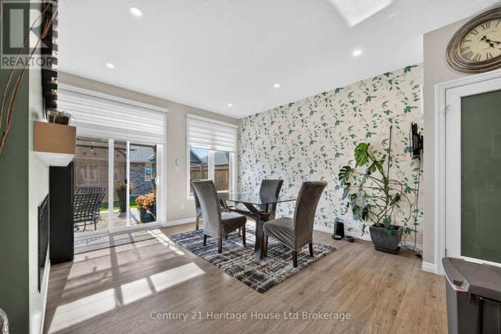 Photo 9 at 16 Huntley Avenue, Tillsonburg
