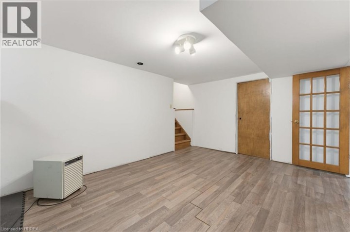 Photo 30 at 5 Keeler Place, Echo Place, Brantford