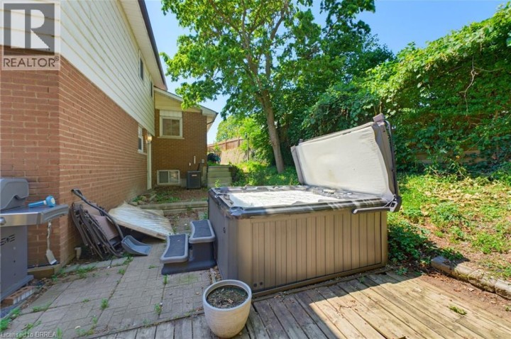 Photo 39 at 5 Keeler Place, Echo Place, Brantford