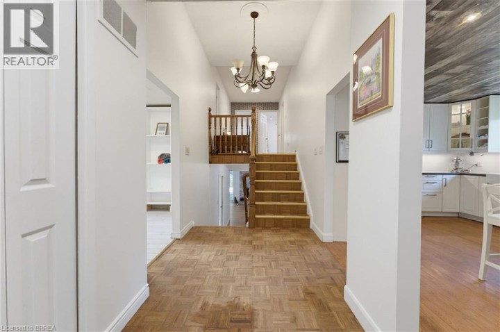 Photo 5 at 5 Keeler Place, Echo Place, Brantford