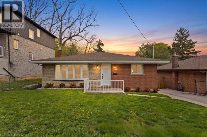Photo 1 at 87 St Paul Avenue, Holmedale, Brantford