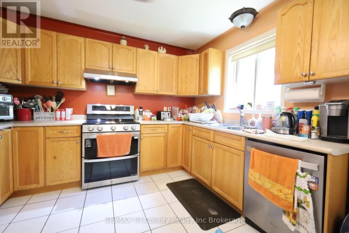 Photo 4 at 43 Trillium Drive, Tillsonburg