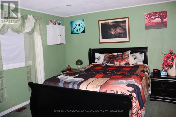 Photo 11 at 7 E Maple St Street, Brownsville, South-West Oxford
