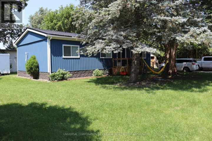 Photo 2 at 7 E Maple St Street, Brownsville, South-West Oxford
