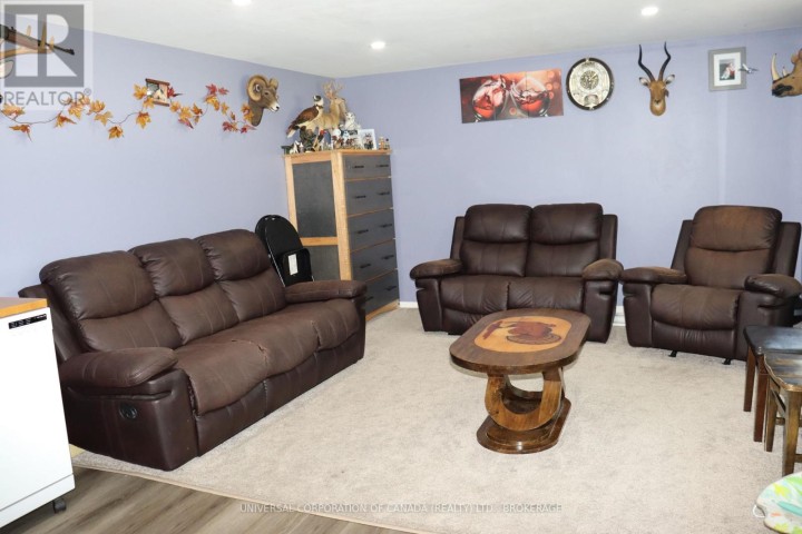 Photo 6 at 7 E Maple St Street, Brownsville, South-West Oxford