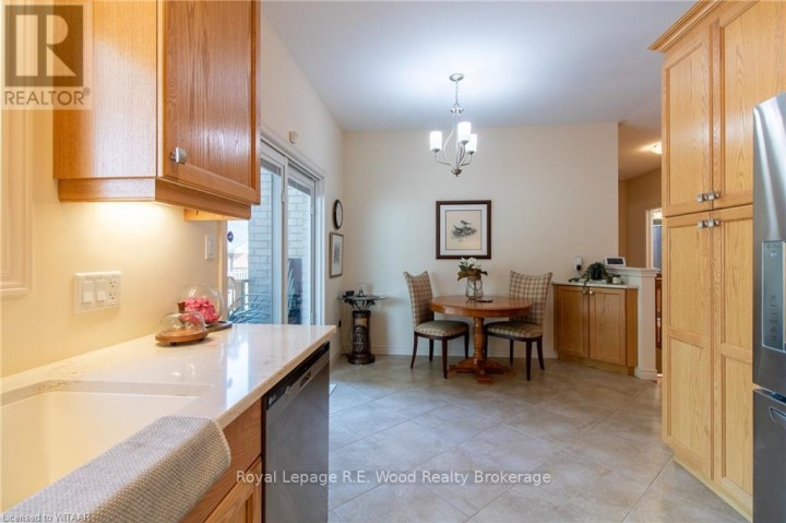Photo 12 at 6 Esseltine Drive, Tillsonburg