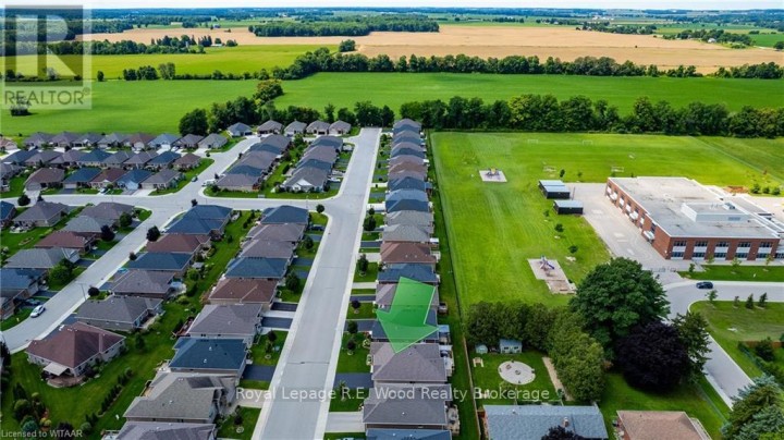 Photo 40 at 6 Esseltine Drive, Tillsonburg