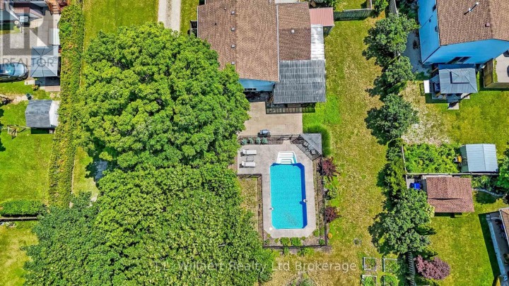 Photo 35 at 17 Potters Road, Tillsonburg