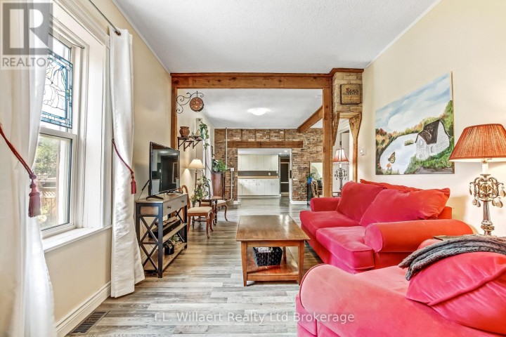 Photo 8 at 17 Potters Road, Tillsonburg
