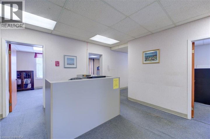 Photo 10 at 73 Chatham Street, Downtown Core, Brantford